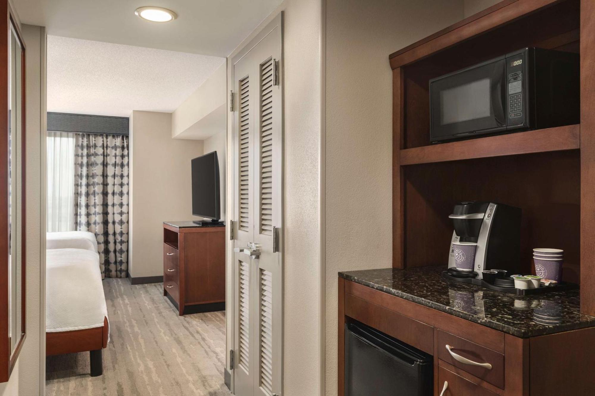 Hilton Garden Inn Fort Myers Airport/Fgcu Exteriör bild